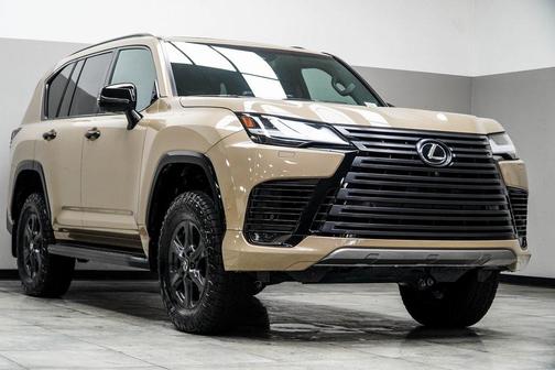 2025 Lexus LX 700h Overtrail