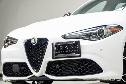 2022 Alfa Romeo Giulia Veloce