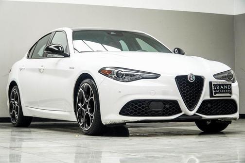 2022 Alfa Romeo Giulia Veloce