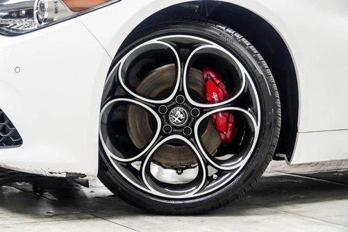 2022 Alfa Romeo Giulia Veloce