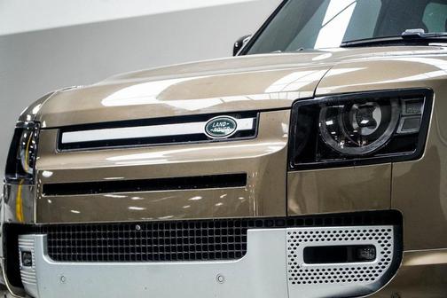 2022 Land Rover Defender 110 XS Edition