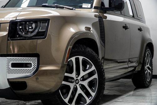 2022 Land Rover Defender 110 XS Edition