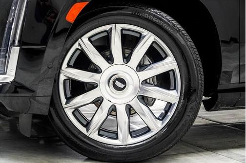 2022 Cadillac Escalade ESV Premium Luxury Platinum