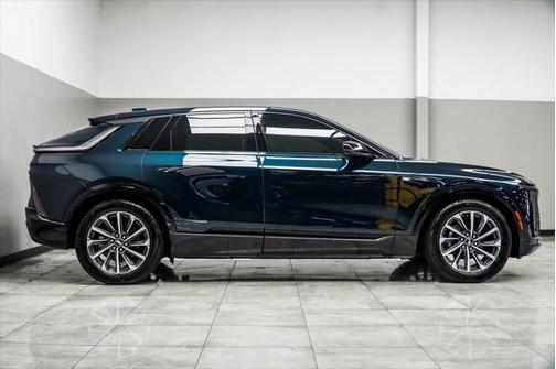 2024 Cadillac LYRIQ Sport w/1SF