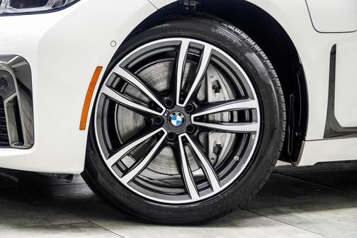 2020 BMW 745e xDrive iPerformance