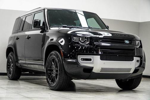 2025 Land Rover Defender 110 P300