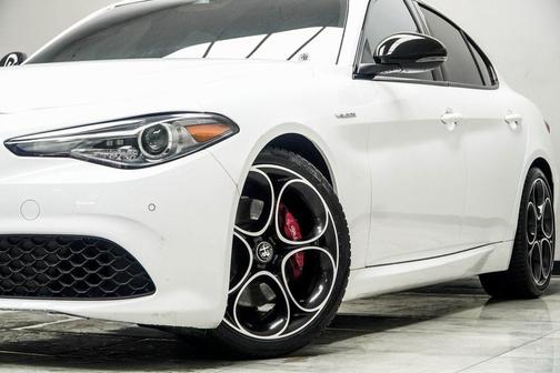 2023 Alfa Romeo Giulia Veloce RWD