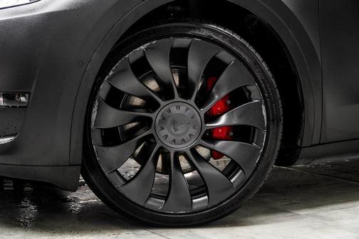 2022 Tesla Model Y Performance Dual Motor All-Wheel Drive