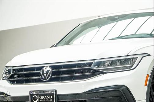 2022 Volkswagen Tiguan 2.0T SE R-Line Black 4MOTION