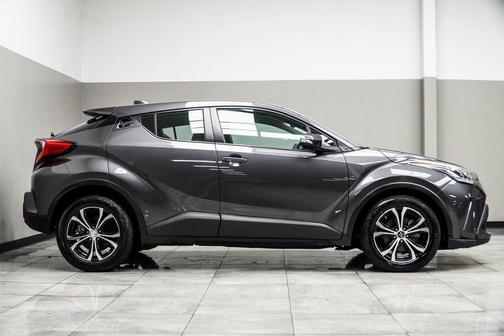 2021 Toyota C-HR LE