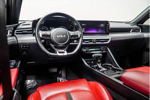 2022 Kia K5 GT-Line