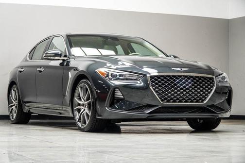 2019 Genesis G70 3.3T Design