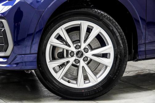 2023 Audi Q3 Premium 45 TFSI S line quattro Tiptronic