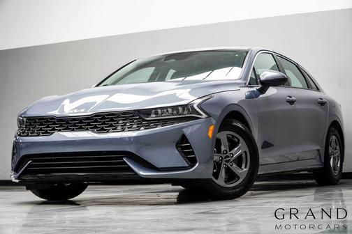 Everlasting Silver 2023 Kia K5 LXS