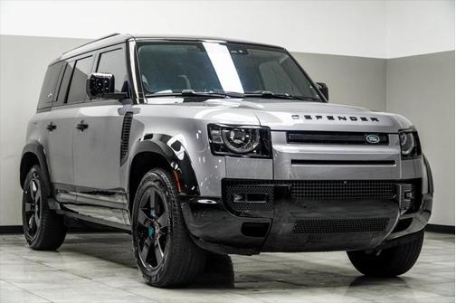 2022 Land Rover Defender 110 SE