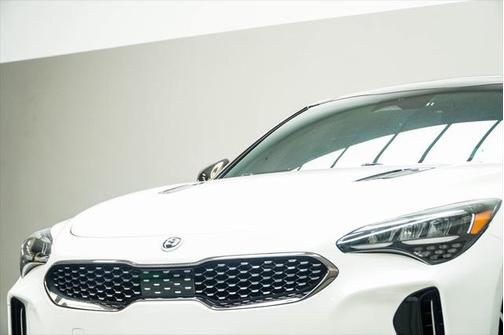 2022 Kia Stinger GT-Line