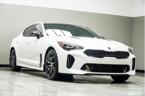2022 Kia Stinger GT-Line