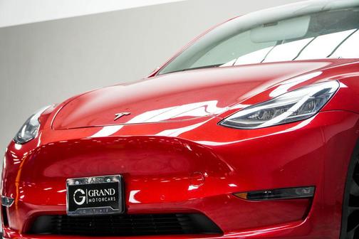 2021 Tesla Model Y Long Range Dual Motor All-Wheel Drive