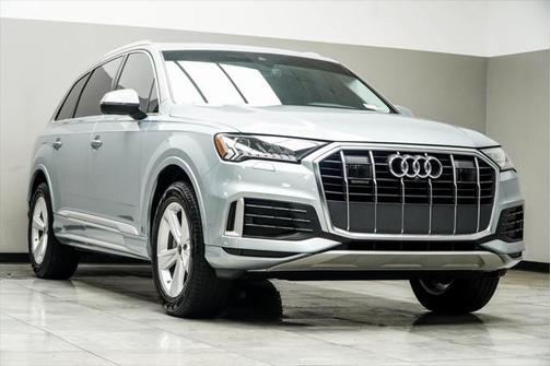 2024 Audi Q7 45 Premium Plus