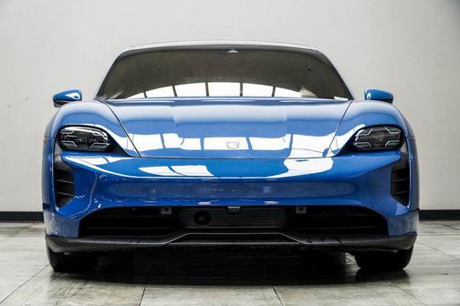 2022 Porsche Taycan GTS