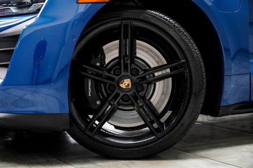 2022 Porsche Taycan GTS