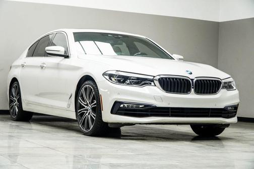 2017 BMW 540 540i