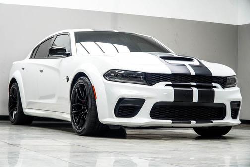 White Knuckle Clearcoat 2023 Dodge Charger SRT Hellcat Widebody Jailbreak