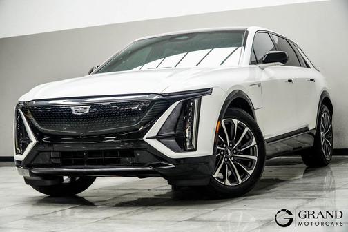 2024 Cadillac LYRIQ Sport