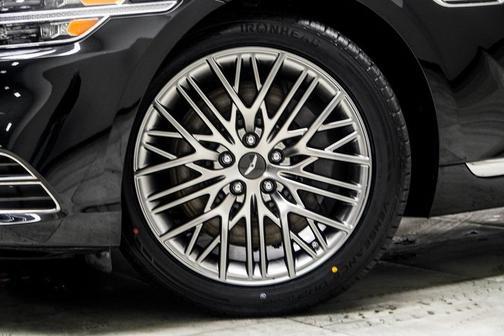 2022 Genesis G90 5.0 Ultimate