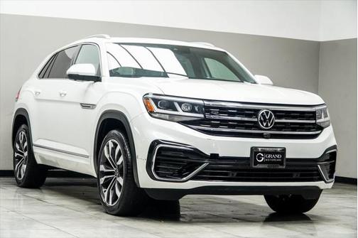2022 Volkswagen Atlas Cross Sport 3.6L V6 SEL Premium R-Line