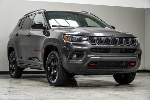 2023 Jeep Compass Trailhawk