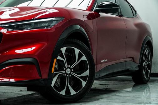 2021 Ford Mustang Mach-E Premium