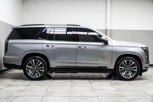 Argent Silver Metallic 2025 Cadillac Escalade Sport