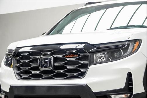 2022 Honda Passport AWD TrailSport