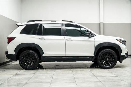 2022 Honda Passport AWD TrailSport