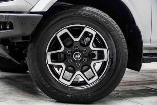 Oxford White 2023 Ford Bronco Outer Banks