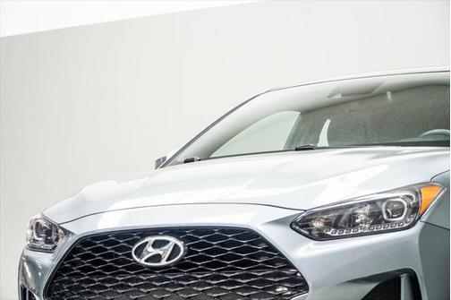 2020 Hyundai Veloster Base