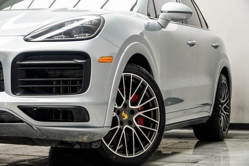 2021 Porsche Cayenne GTS