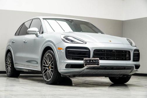 2021 Porsche Cayenne GTS