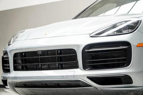 2021 Porsche Cayenne GTS