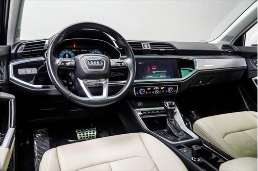 2022 Audi Q3 45 S line Premium Plus