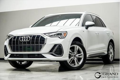 2022 Audi Q3 45 S line Premium Plus