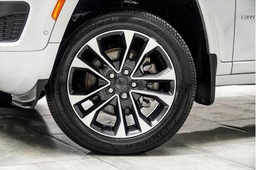 2023 Jeep Grand Cherokee Overland