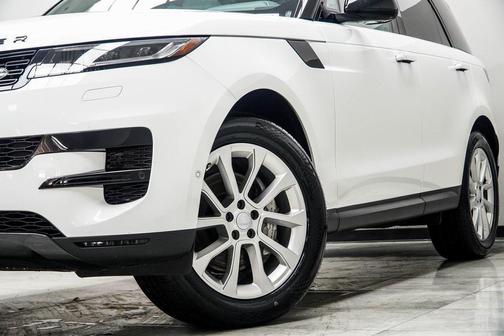 2025 Land Rover Range Rover Sport SE