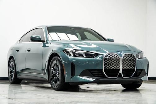 Cape York Green Metallic 2025 BMW i4 Gran Coupe eDrive40