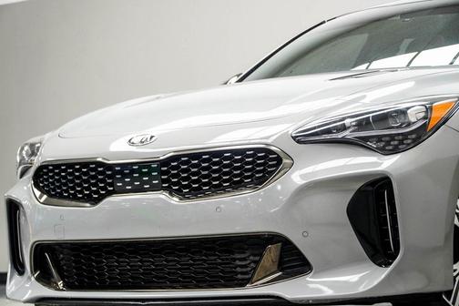 2020 Kia Stinger GT1