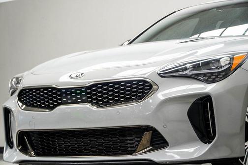 2020 Kia Stinger GT1