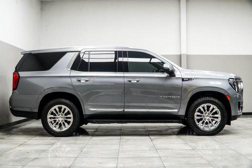 2021 GMC Yukon SLT