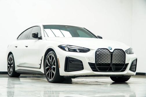 Alpine White 2025 BMW i4 Gran Coupe xDrive40