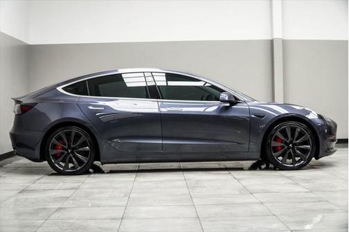 2020 Tesla Model 3 Performance